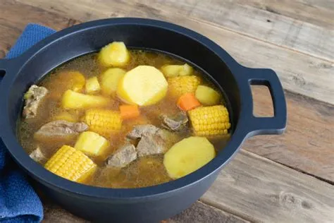  Sancocho de Gallina: Lezzetli Bir Tavuk Çorbası ve Sıcacık Bir Yöresel Güzellik!